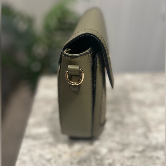 NWOT Olive Green Fashion Crossbody - Picture 3 of 12